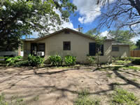 114 Strieber Alley, Yorktown, TX 78164