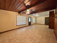 1505 N. Henry, Cuero, TX 77954