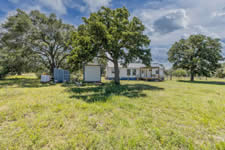 2390 Seiler Rd. Yorktown TX 78164