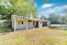 339 W Fifth St., Yorktown, TX 78164