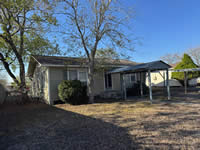 607 Lavaca, Cuero, TX 77954