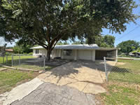 709 N. Leckie, Runge, TX 78151