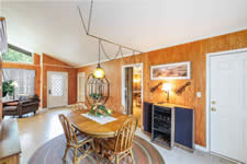 94 Crestview Rd., Yorktown, TX 78164